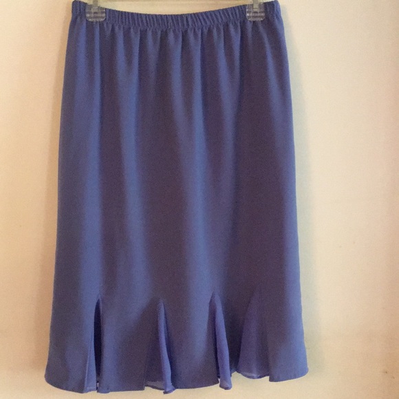 Willow Ridge suit - Picture 4 of 6